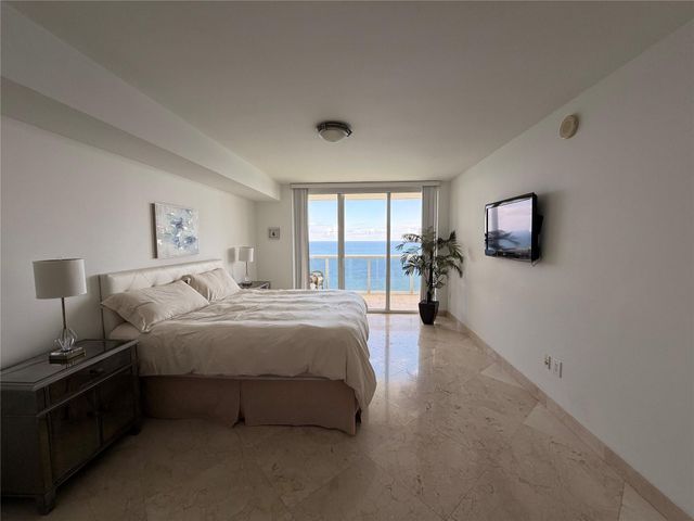 1850 S Ocean Drive 4202, Hallandale Beach, FL 33009