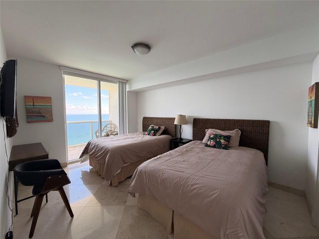 1850 S Ocean Drive 4202, Hallandale Beach, FL 33009