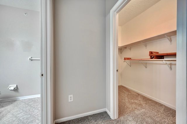 147 Saddlebrook Lane, 583, Florence, KY 41042