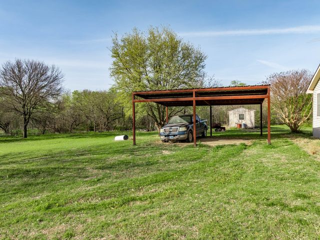 3692 Fm 66, Grandview, TX 76050