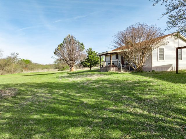 3692 Fm 66, Grandview, TX 76050