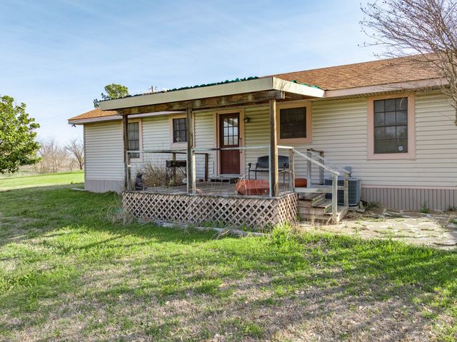 3692 Fm 66, Grandview, TX 76050