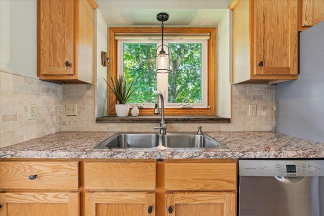 13160 Red Fox Road, Rogers, MN 55374