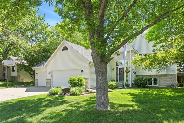 13160 Red Fox Road, Rogers, MN 55374