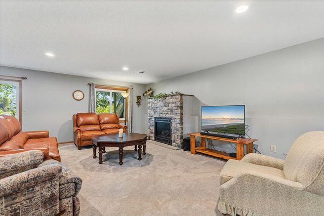 13160 Red Fox Road, Rogers, MN 55374