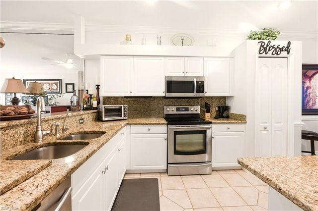 21468 Knighton RUN, Estero, FL 33928