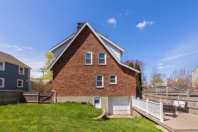 220 Hillside Avenue, Arlington, MA 02476