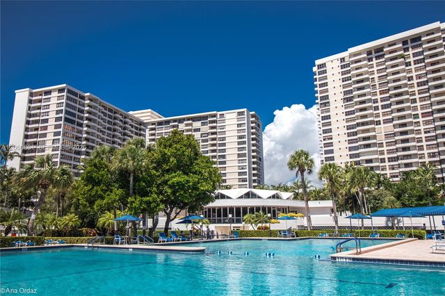 600 Three Islands Blvd 911, Hallandale Beach, FL 33009