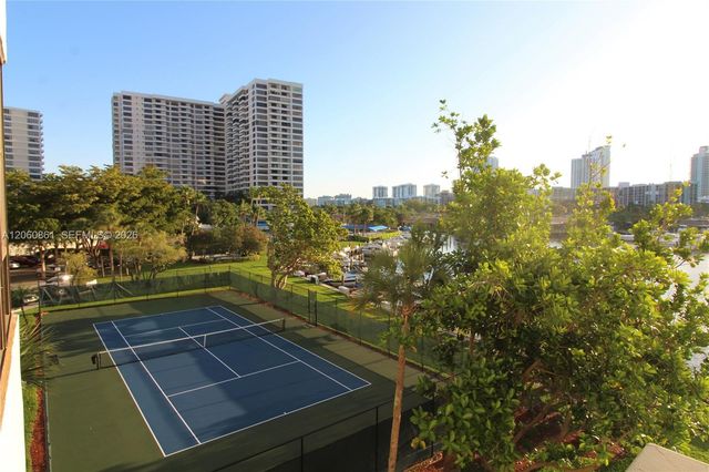 600 Three Islands Blvd 911, Hallandale Beach, FL 33009