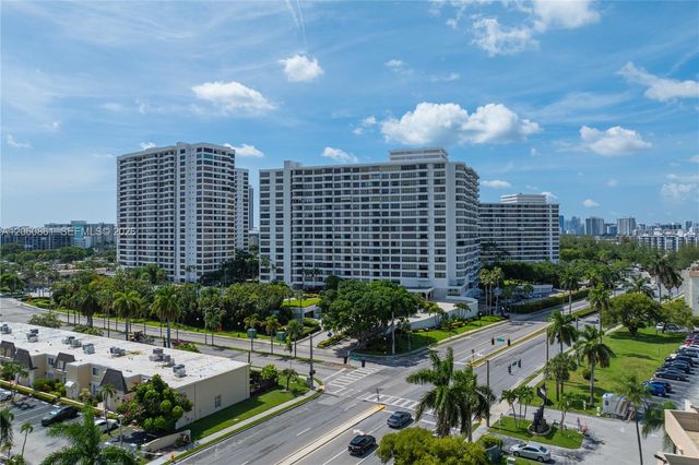 600 Three Islands Blvd 911, Hallandale Beach, FL 33009