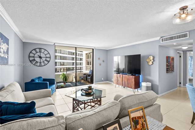 600 Three Islands Blvd 911, Hallandale Beach, FL 33009