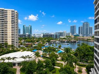 600 Three Islands Blvd 911, Hallandale Beach, FL 33009
