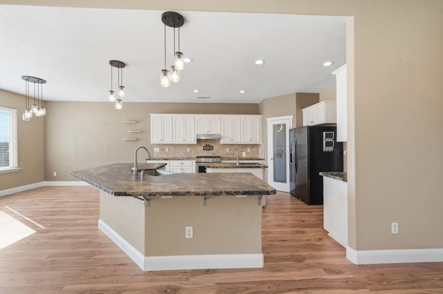 17150 Marianas Way, Cottonwood, CA 96022