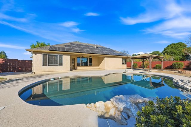 17150 Marianas Way, Cottonwood, CA 96022