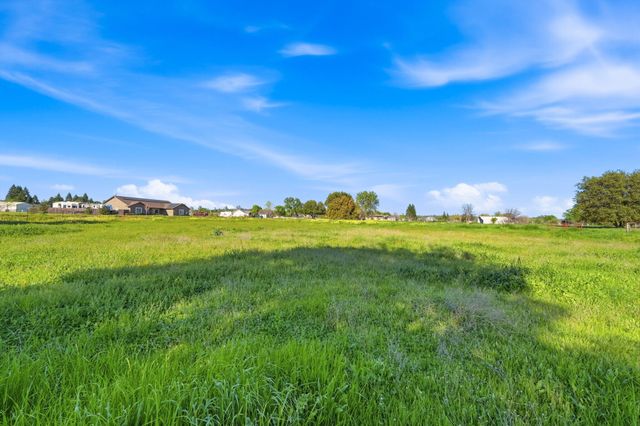 17150 Marianas Way, Cottonwood, CA 96022