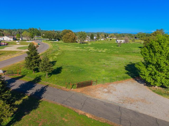 17150 Marianas Way, Cottonwood, CA 96022