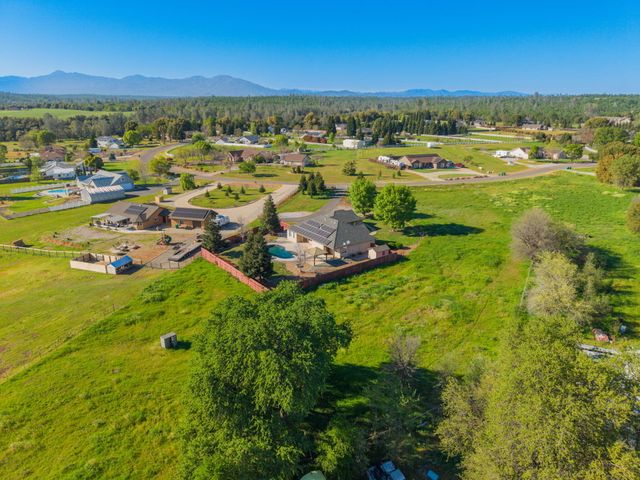 17150 Marianas Way, Cottonwood, CA 96022