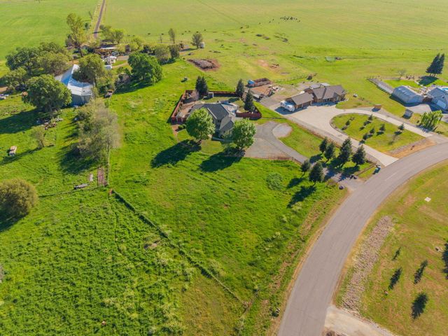 17150 Marianas Way, Cottonwood, CA 96022