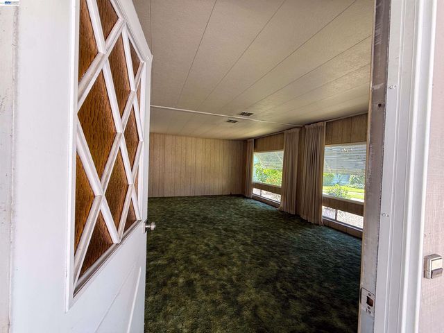2203 Dalis Dr 127, Concord, CA 94520