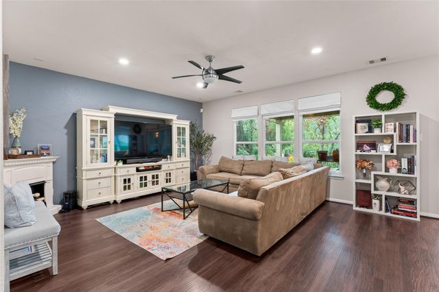 1942 Elkington Circle, Conroe, TX 77304