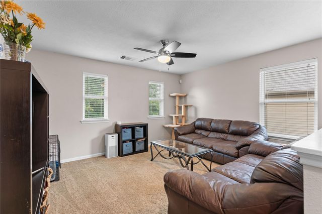 1942 Elkington Circle, Conroe, TX 77304