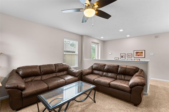1942 Elkington Circle, Conroe, TX 77304