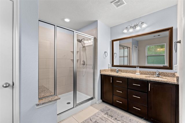 1942 Elkington Circle, Conroe, TX 77304