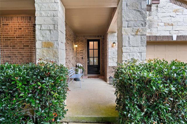 1942 Elkington Circle, Conroe, TX 77304