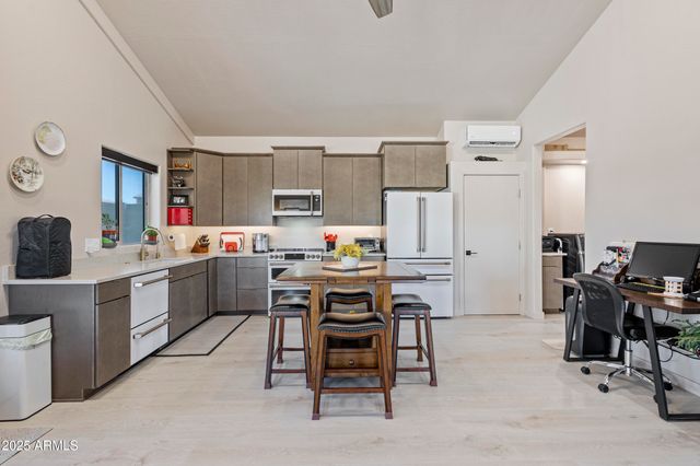 13531 W Tuckey Court, Glendale, AZ 85307