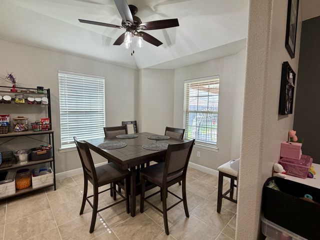 2105 Stonegate Boulevard, Bridgeport, TX 76426