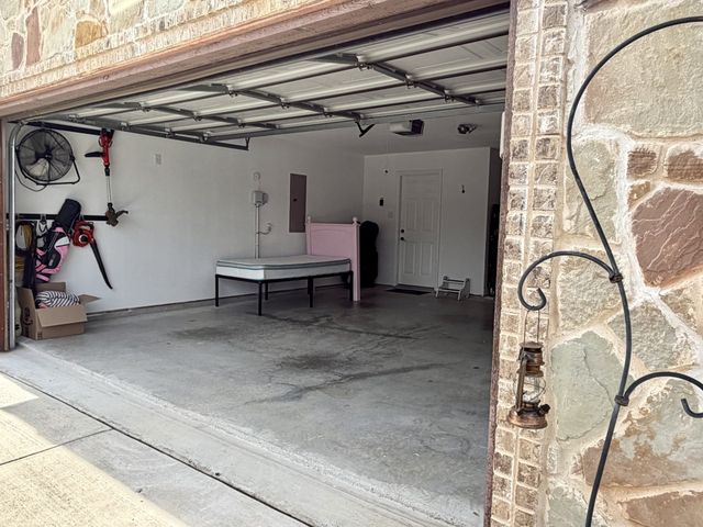 2105 Stonegate Boulevard, Bridgeport, TX 76426