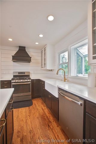1705 Crestview Drive, New Albany, IN 47150