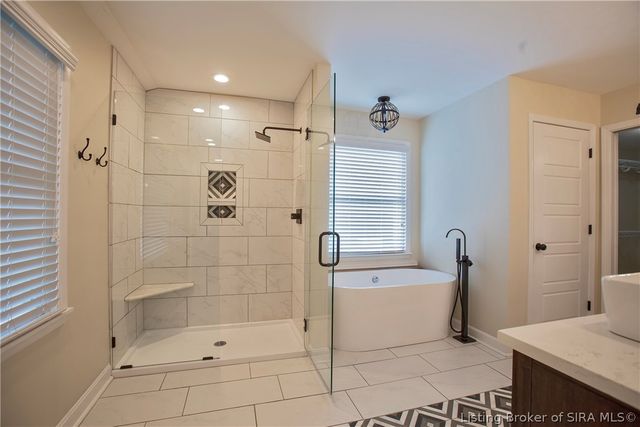 1705 Crestview Drive, New Albany, IN 47150