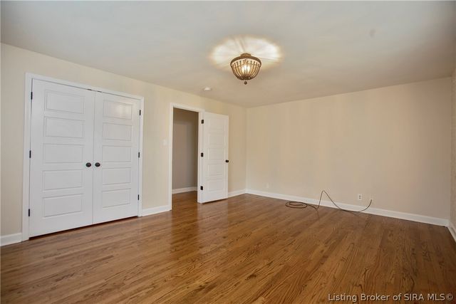 1705 Crestview Drive, New Albany, IN 47150