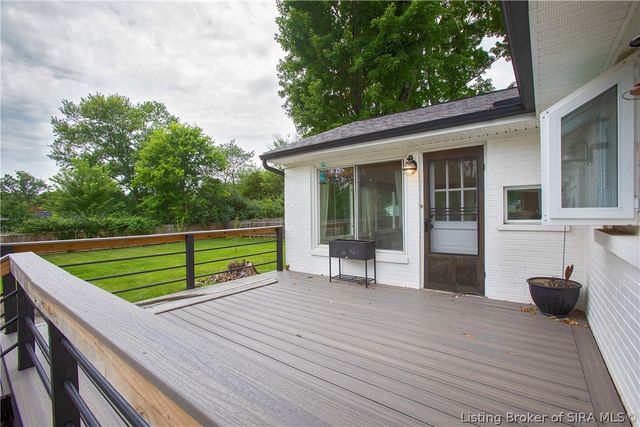 1705 Crestview Drive, New Albany, IN 47150