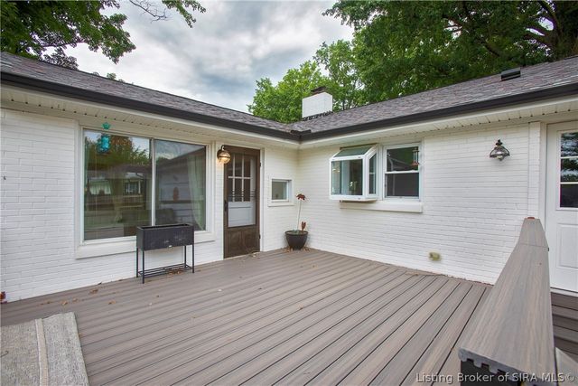 1705 Crestview Drive, New Albany, IN 47150
