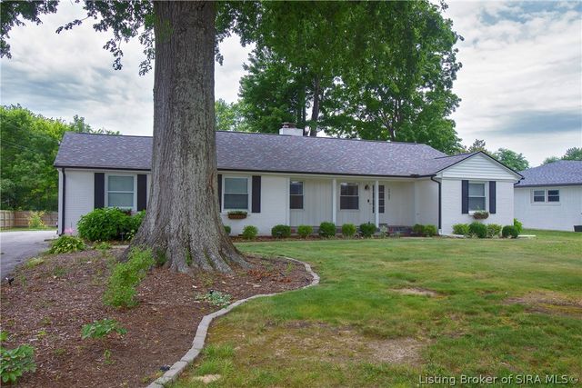 1705 Crestview Drive, New Albany, IN 47150