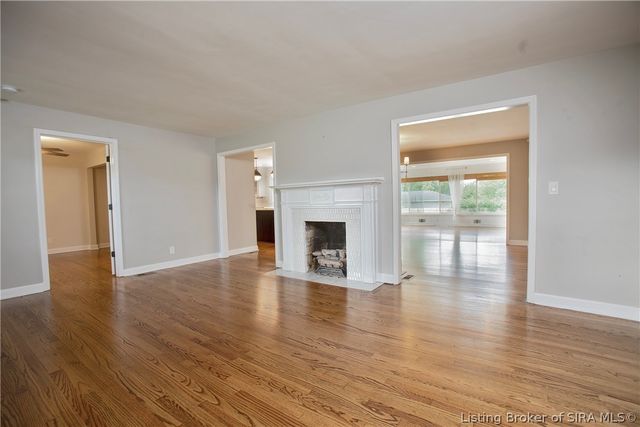 1705 Crestview Drive, New Albany, IN 47150