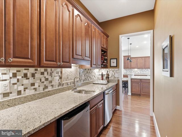 41961 RIDING MILL PL, Ashburn, VA 20148
