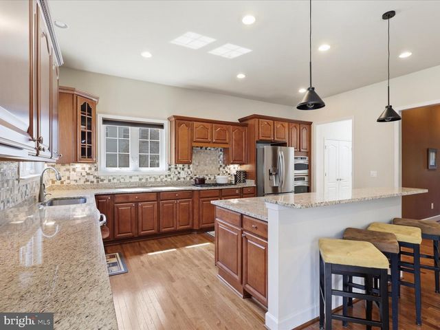 41961 RIDING MILL PL, Ashburn, VA 20148