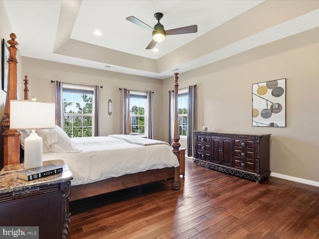 41961 RIDING MILL PL, Ashburn, VA 20148