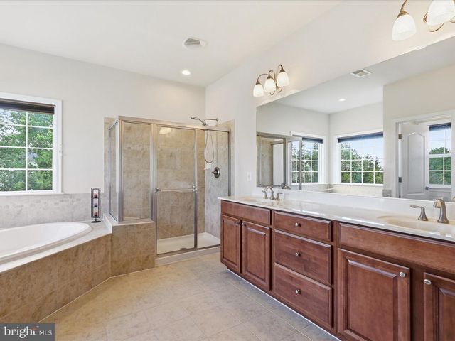 41961 RIDING MILL PL, Ashburn, VA 20148