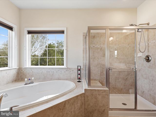 41961 RIDING MILL PL, Ashburn, VA 20148