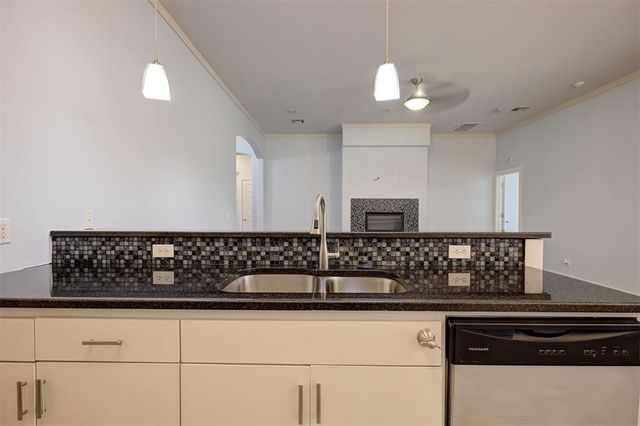 8424 NW 142nd Street, Oklahoma City, OK 73142