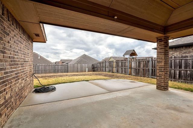 8424 NW 142nd Street, Oklahoma City, OK 73142