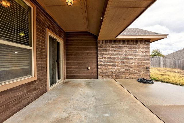 8424 NW 142nd Street, Oklahoma City, OK 73142