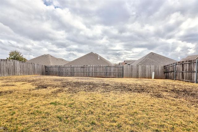 8424 NW 142nd Street, Oklahoma City, OK 73142