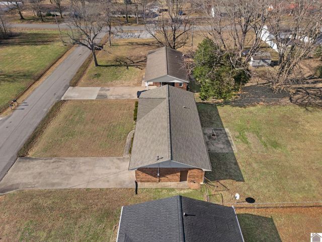 3024 Ramage Drive, Paducah, KY 42003