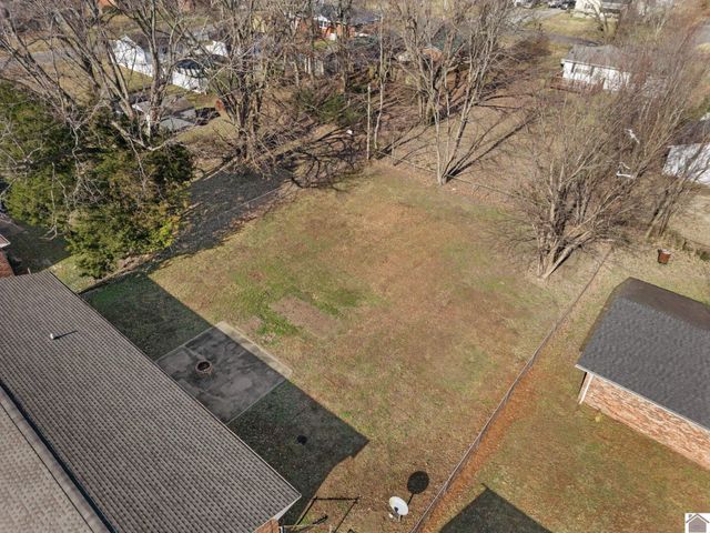 3024 Ramage Drive, Paducah, KY 42003