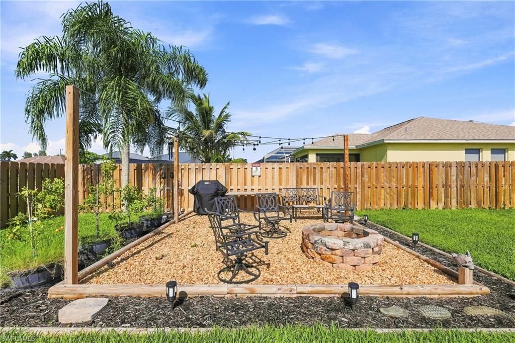 22 SW 13th TER, CAPE CORAL, FL 33991 — photo 3